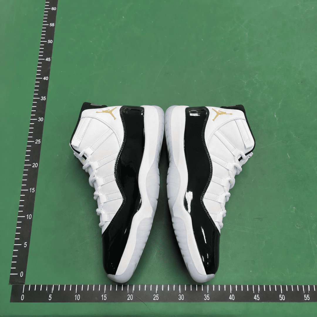 Jordan Shoe QC: Sole and Heel Symmetry